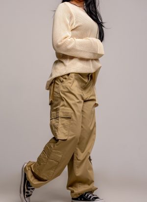 Cargo pants with pockets